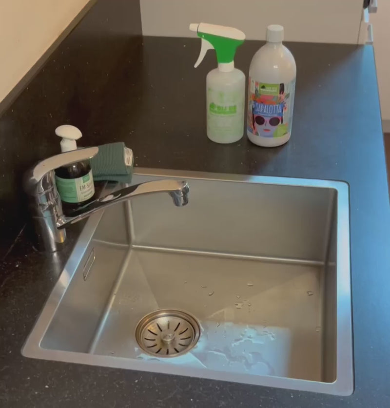 Filmpje hoe maak je de Sapalotta oplossing. Introductie Sapalotta spray maken